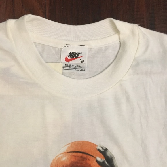 VINTAGE Jordan’s Back White Nike Tee - Picture 4 of 16